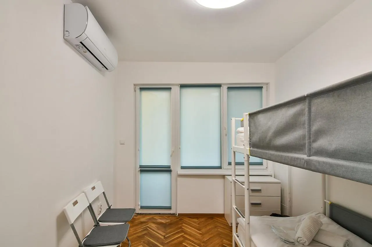וארנה Central 3Br With Parking Nearby Opera בולגריה